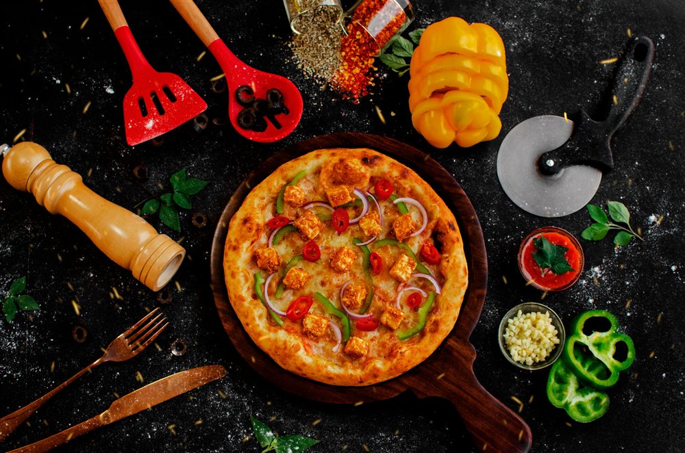 Tandoori Paneer Pizza